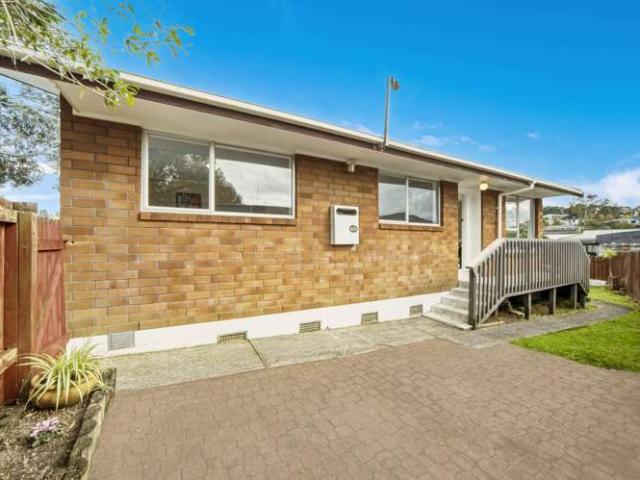 House for sale in Wairau Valley