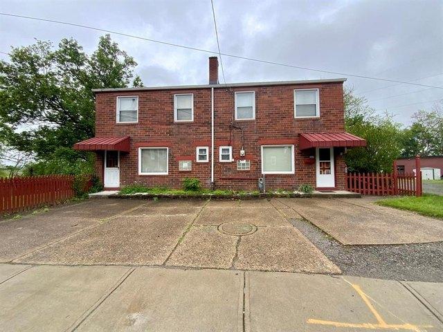 House for sale in Coraopolis, Pennsylvania