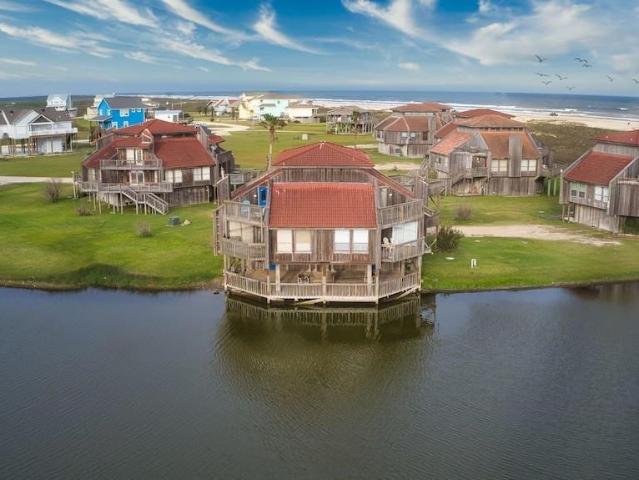 Townhouse for sale in Matagorda, Texas
