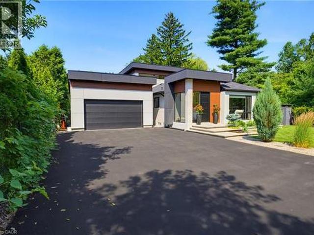 House for sale in Ancaster, Ontario