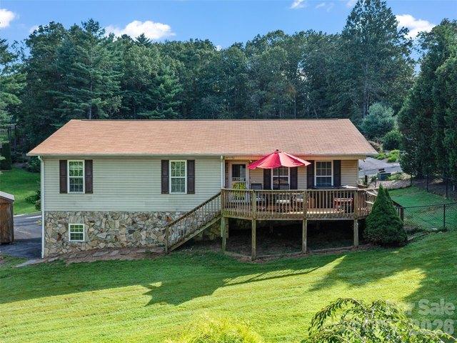 House for sale in Spruce Pine, North Carolina