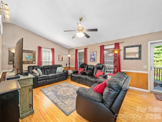 House for sale in Spruce Pine, North Carolina