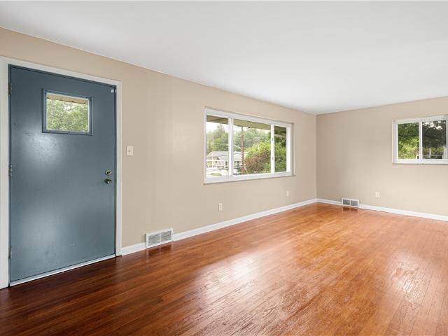 House for sale in Crescent, Pennsylvania