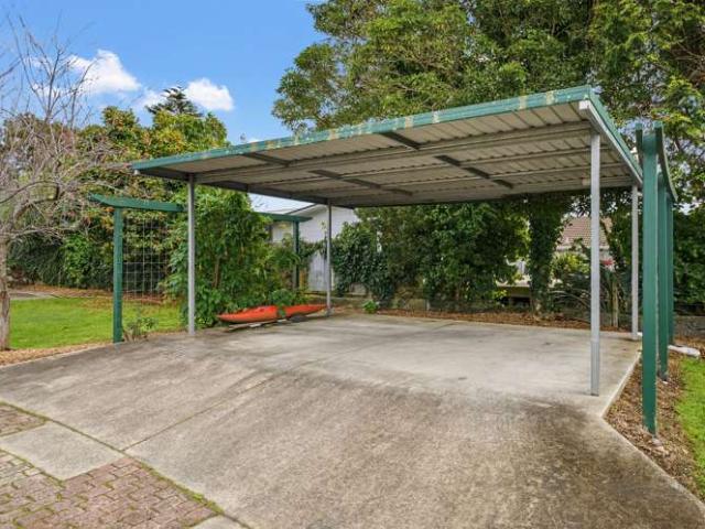 House for sale in Waikanae Beach, Wellington