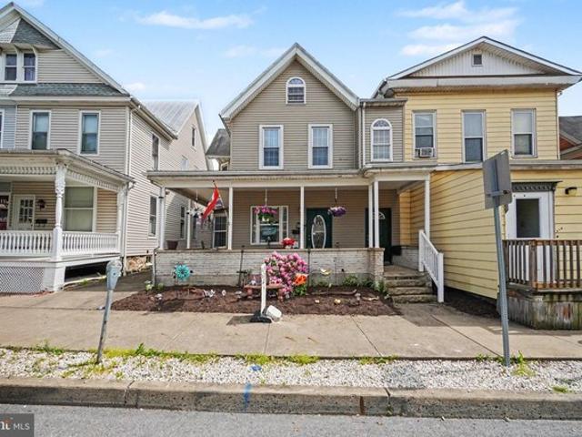 Townhouse for sale in Millersburg, Pennsylvania