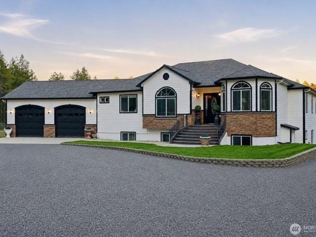 House for sale in Deer Park, Washington