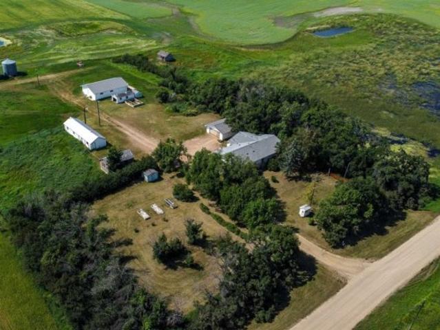 House for sale in Alberta