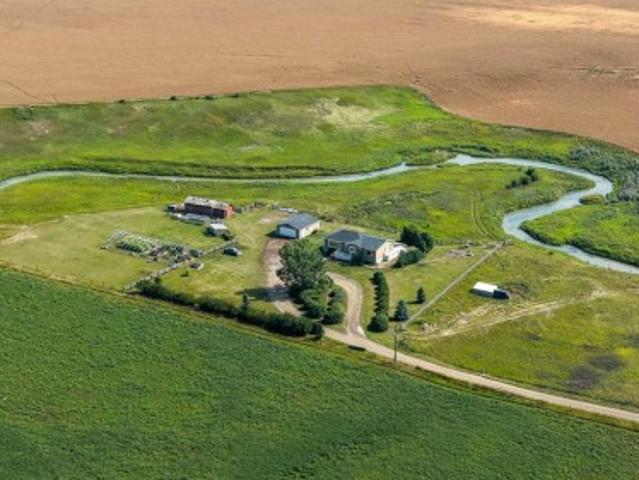 House for sale in Willow Creek, Alberta