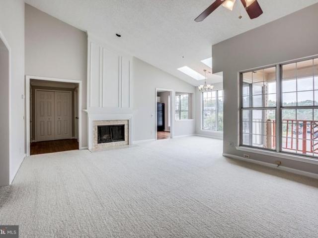Condo for sale in Virginia
