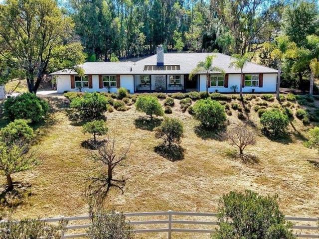 House for sale in Fallbrook, California