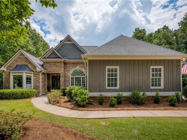 House for sale in Ivey Falls, Cumming