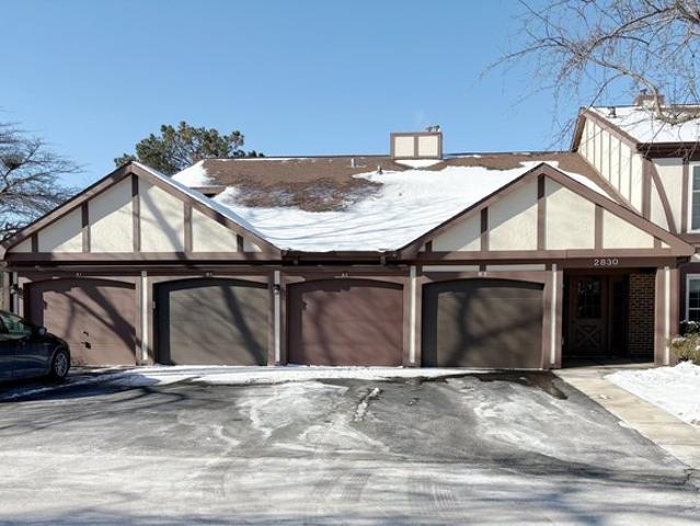 Townhouse for sale in Rolling Meadows, Illinois