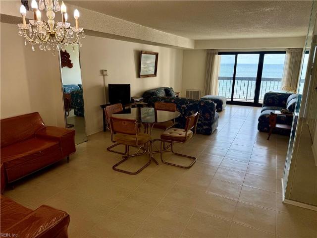 Condo for sale in Virginia