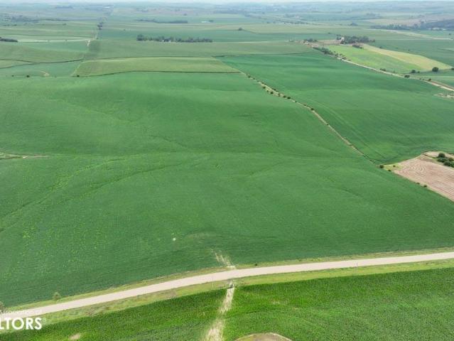 Farm for sale in Woodbury, Iowa