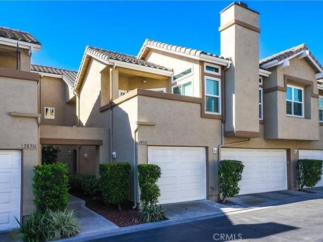 Townhouse for sale in Foothill Ranch, California