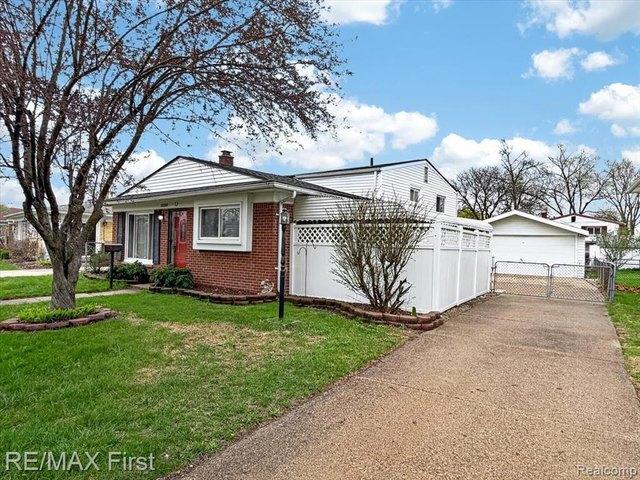 House for sale in Madison Heights, Michigan