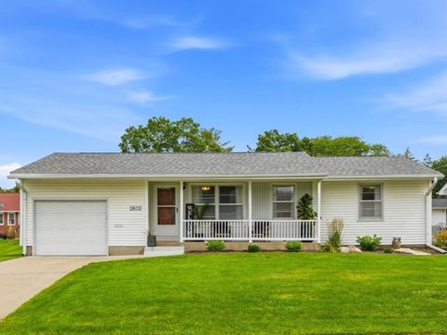 House for sale in Burlington, Iowa