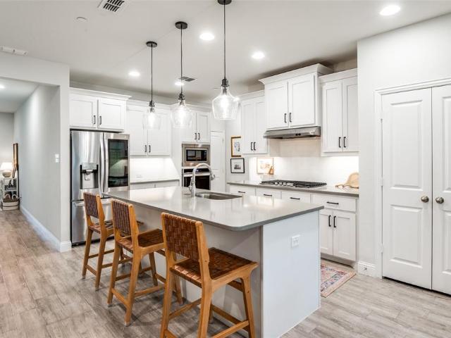Townhouse for sale in Denton, Texas