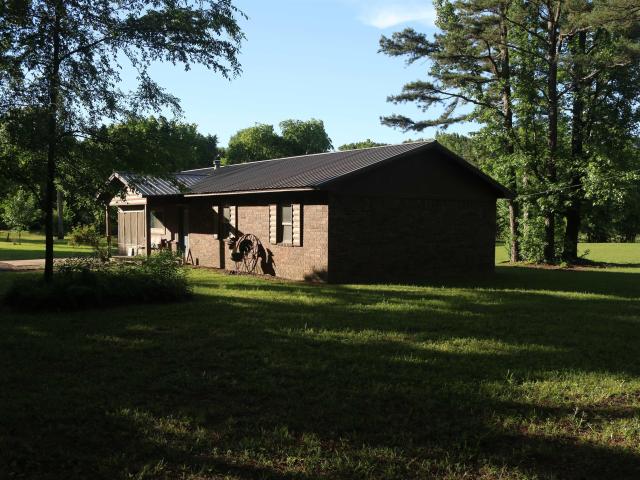 House for sale in Ark