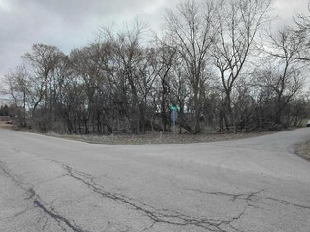Land for sale in Wauconda, Illinois