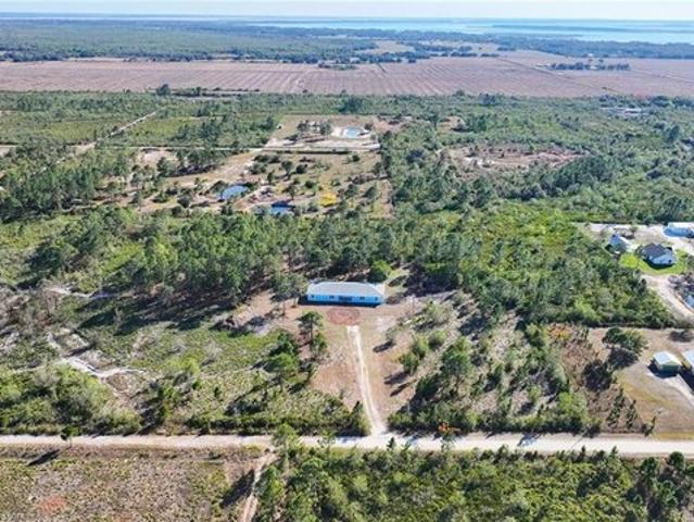 House for sale in Lorida, Florida