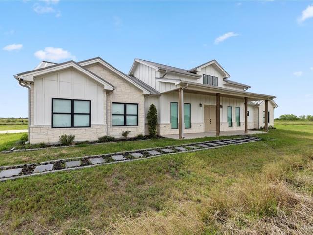 House for sale in Cameron, Texas