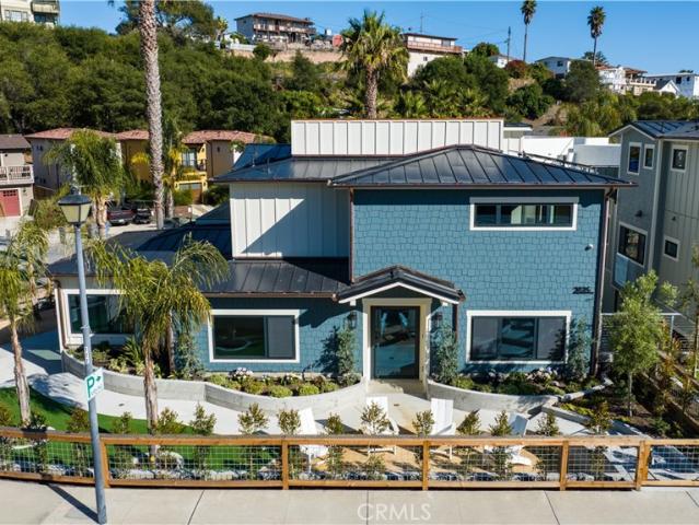 House for sale in Avila Beach, California