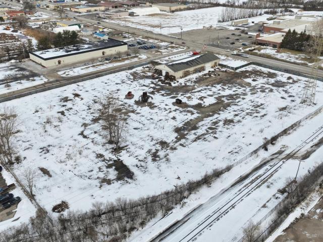 Commercial for sale in Lucas, Ohio