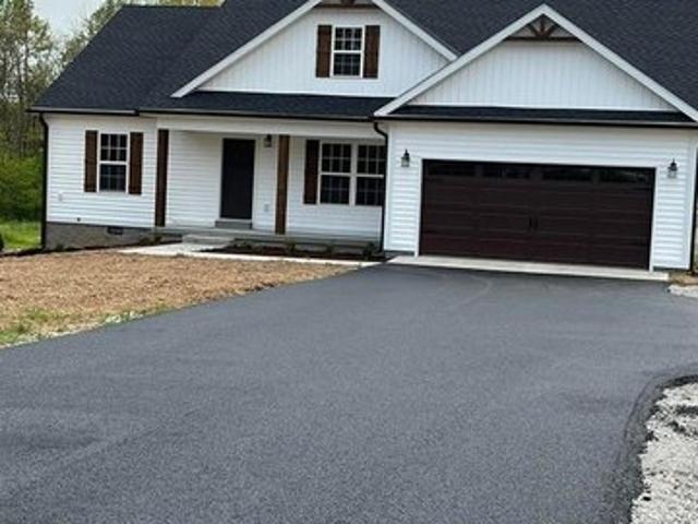 House for sale in Adolphus, Kentucky
