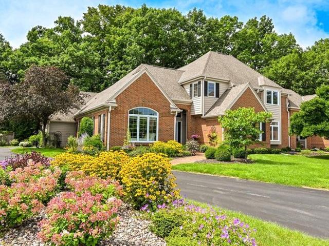 Condo for sale in Mequon, Wisconsin