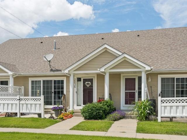 Townhouse for sale in Altoona, Iowa