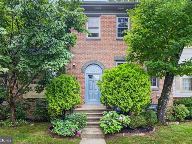 Townhouse for sale in Virginia