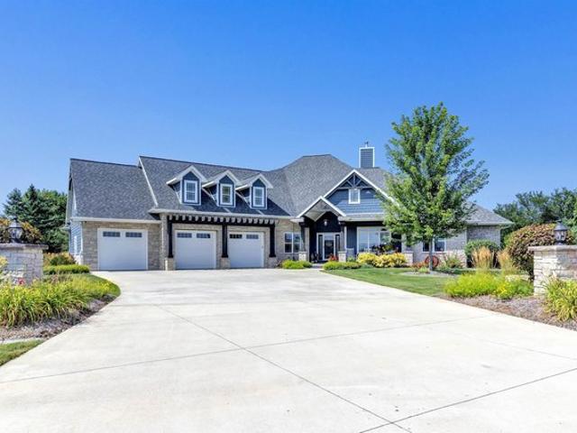 House for sale in De Pere, Wisconsin