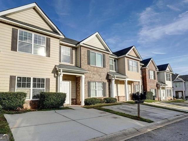 Townhouse for sale in East Point, Georgia