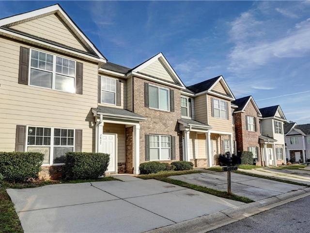 Townhouse for rent in East Point, Georgia