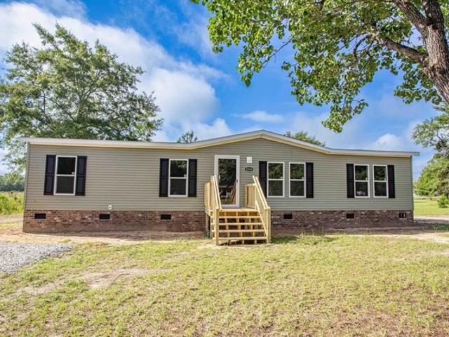 House for sale in Bethune, South Carolina