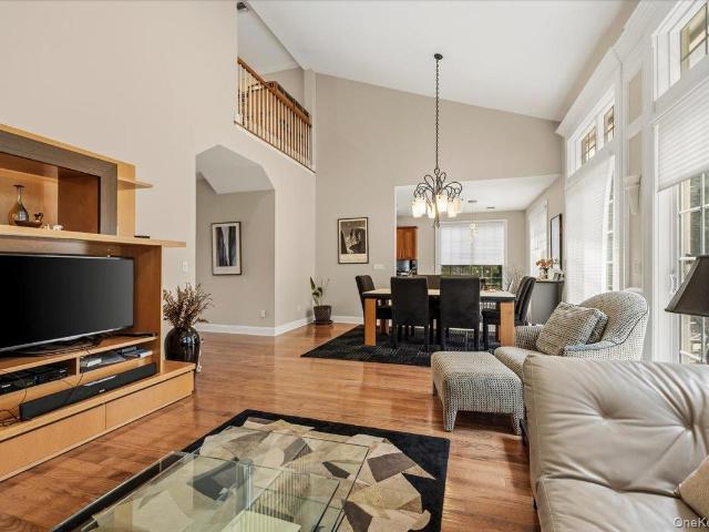 Condo for sale in Huntington, New York