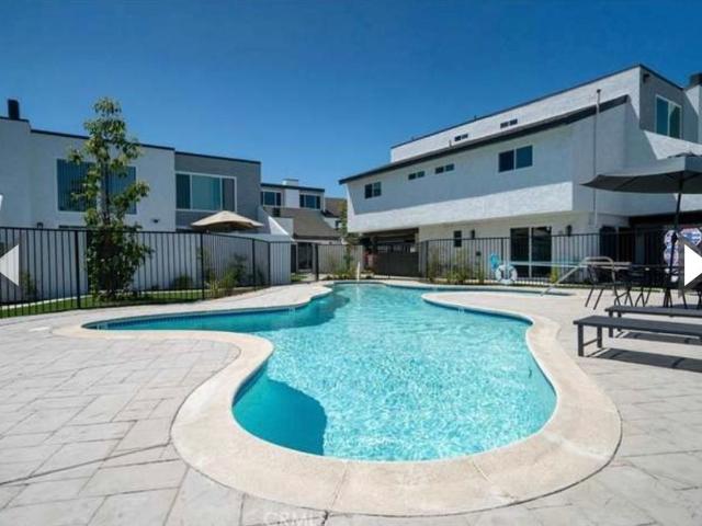 Apartment for rent in Costa Mesa, California