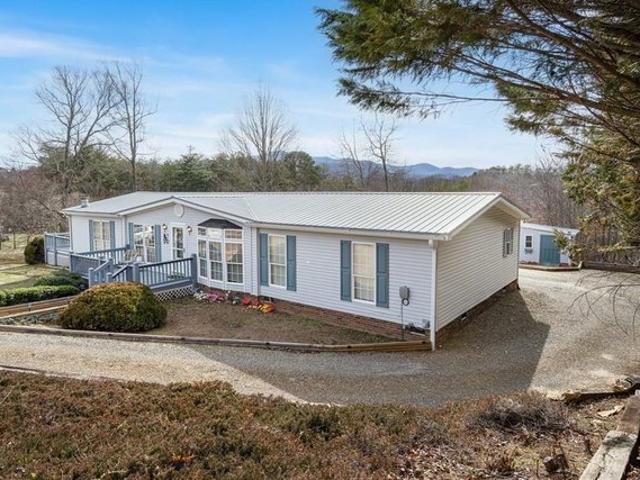 House for sale in Warne, North Carolina