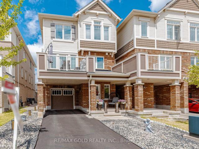 Townhouse for sale in Woburn, Ontario