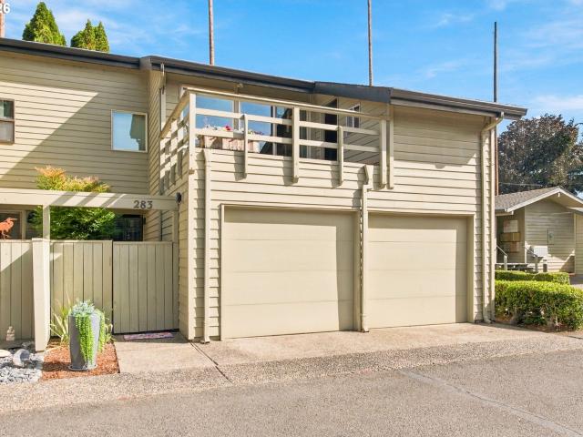 Condo for sale in Eugene, Lane County