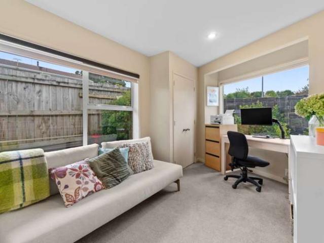 House for sale in Hillsborough