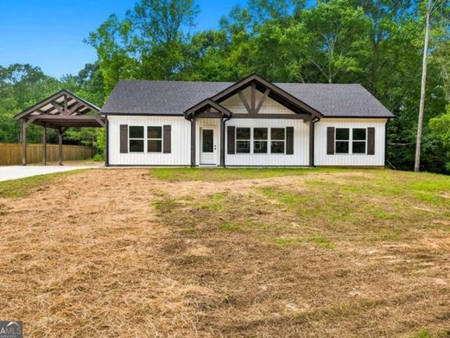 House for sale in Haralson, Georgia