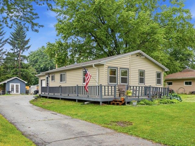 House for sale in North Prairie, Wisconsin