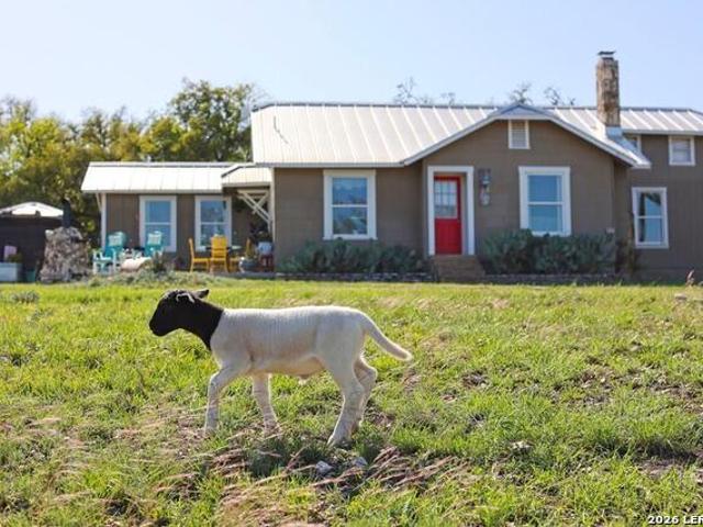 House for sale in Doss, Texas