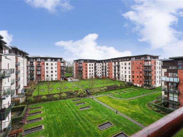 Apartment for sale in Bluebell, North Tipperary