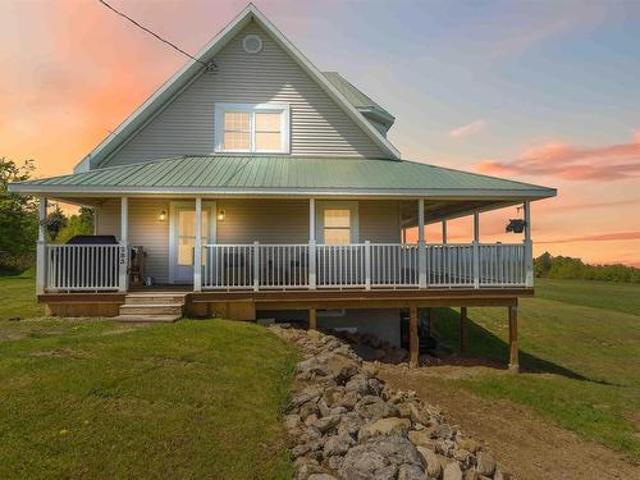 House for sale in Port Lorne, Nova Scotia