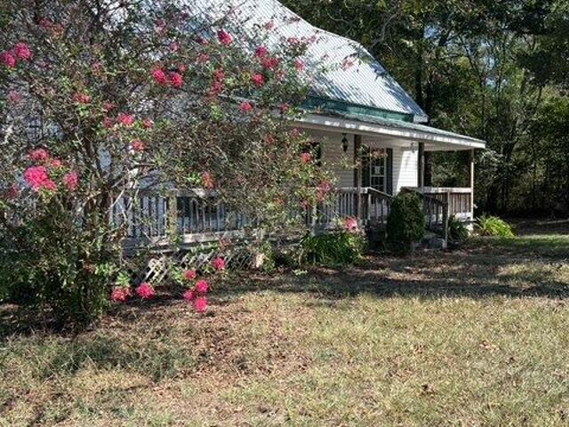 House for sale in Commerce, Jackson County