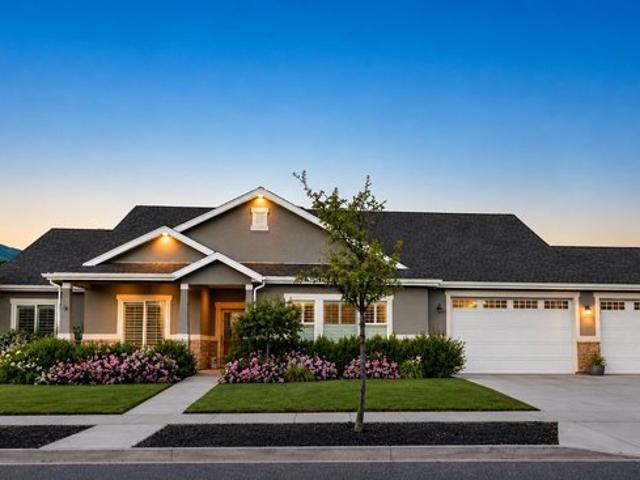 House for sale in Farmington, Utah