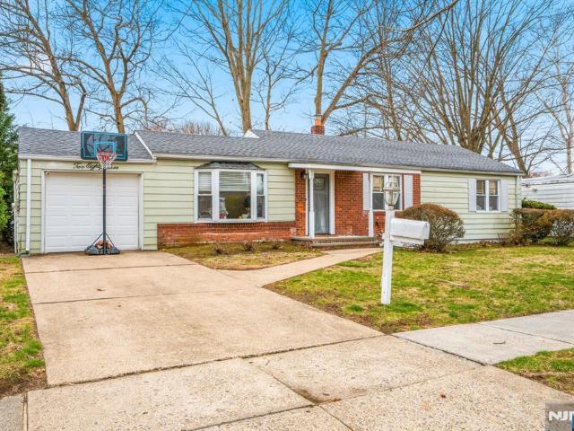 House for sale in River Edge, New Jersey